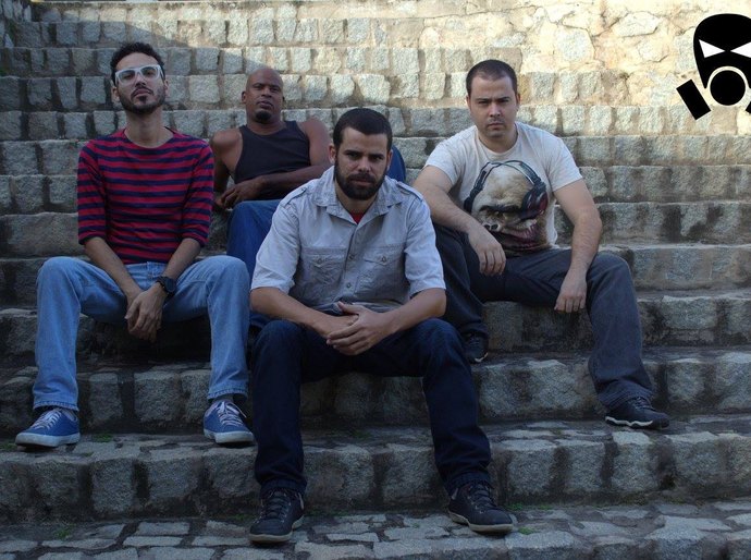 Efeito Moral faz apresentação oficial no Pub Fiction neste domingo, 12