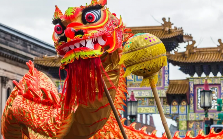 China celebra Ano Novo Lunar com grande parte de regra anti-covid suspensa