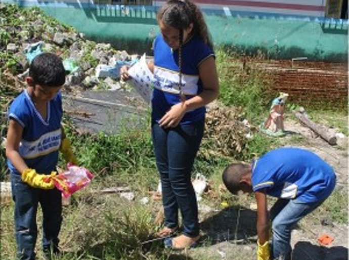 Escola Alerta – Zika Zero visita alunos da Escola José Bandeira