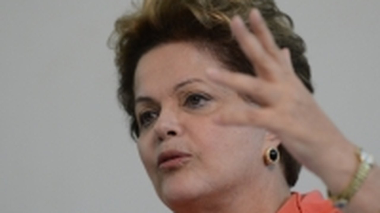 Dilma defende parceria entre governos e distribuição republicana de recursos