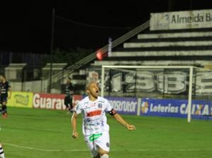 Reinaldo Alagoano aparece na seleção do Campeonato Brasileiro