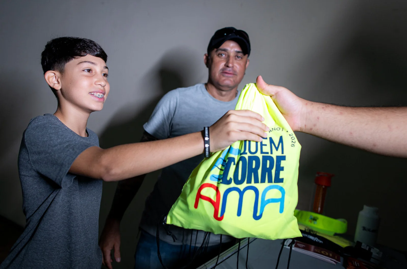 Entrega de kits da “Quem Corre AMA” tem início nesta sexta-feira
