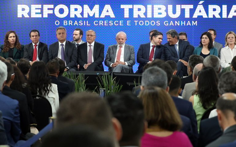 Lula cria comitê gestor e lança plataforma da reforma tributária
