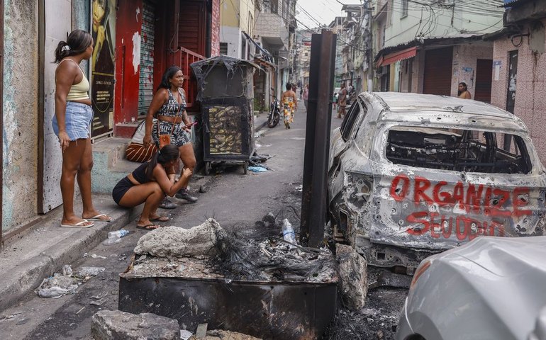 A busca por corpos na mata da vacaria: O GLOBO esteve onde aconteceu maior parte das mortes em megaoperação no Rio; saiba mais