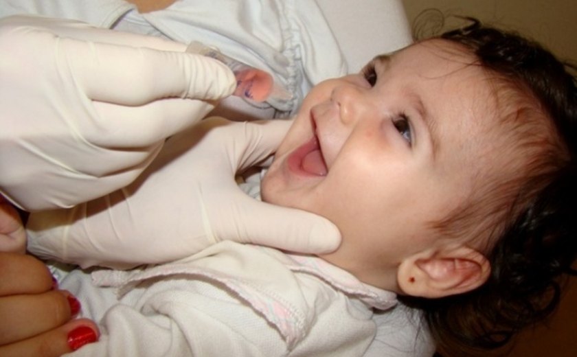 Campanha contra a Poliomielite e Multivacinação tem início nos postos de saúde de Penedo