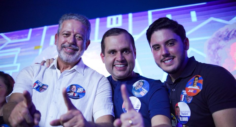 Fernando Pereira marca presença em comitê de Arthur Lira e promete: 'vamos entregar obras e mudar a vida das pessoas'