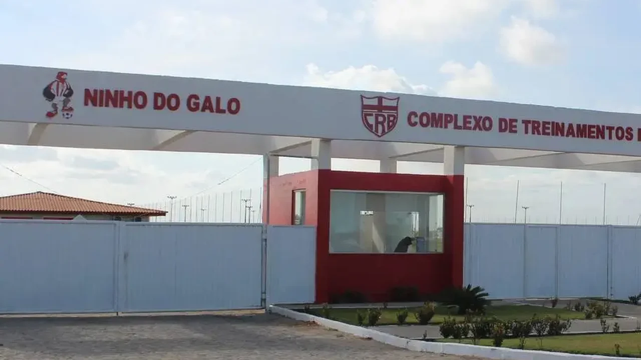 CRB também foi agraciado com Pix de R$ 1 milhão da Prefeitura de Maceió
