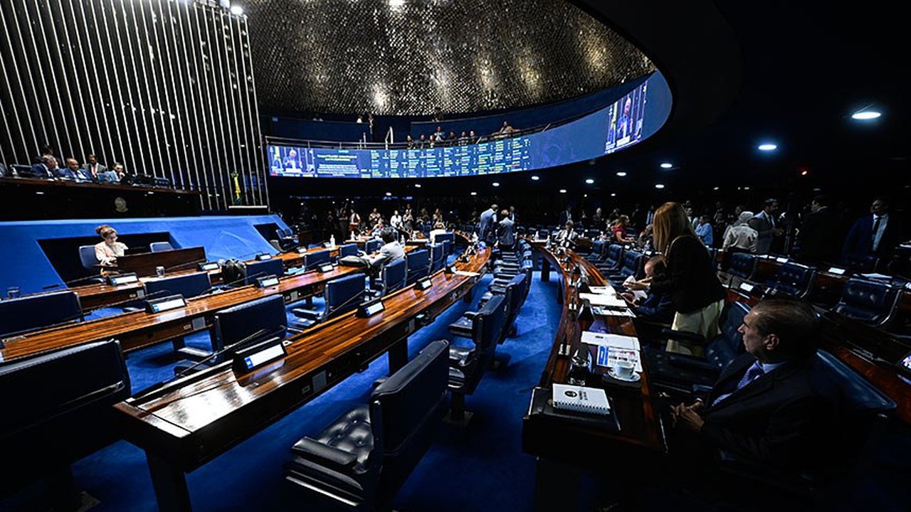 Senado aprova renovação automática da CNH para bons condutores