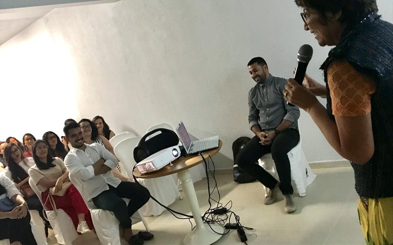 Workshop debate espaços vazios com profissionais e estudantes de arquitetura em Arapiraca