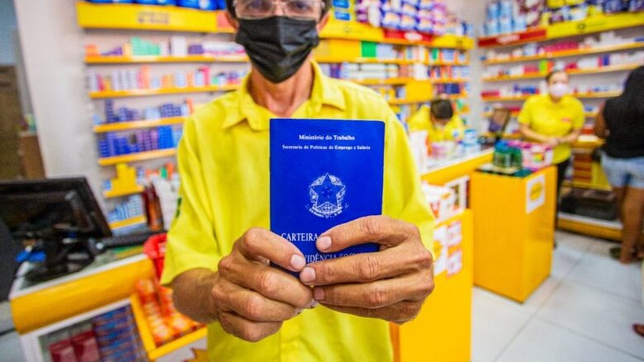 Mercado de Trabalho: parceria oferta diversas vagas de emprego à população de Arapiraca