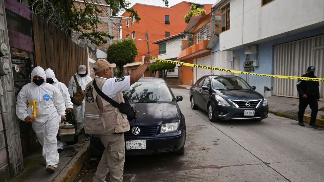 Jornalista morre baleado dentro do próprio carro no México