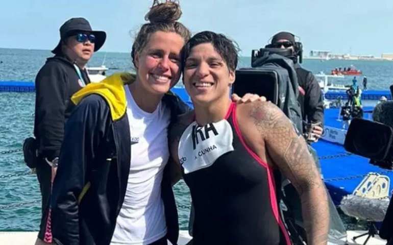 Copa do Mundo de águas abertas: Ana Marcela e Viviane Jungblut fazem dobradinha