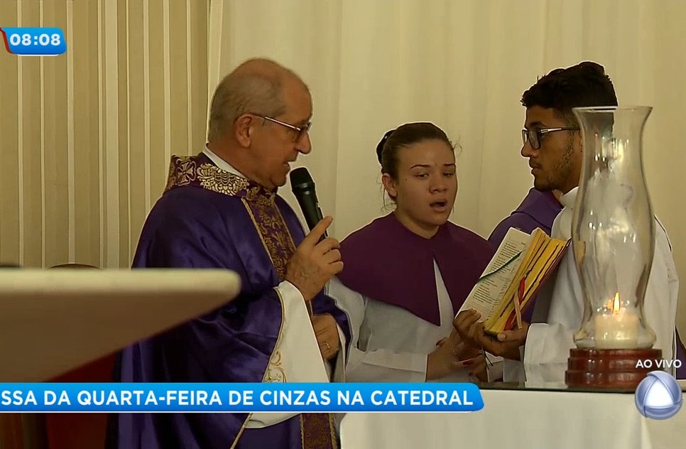 Missa de quarta-feira de cinzas é celebrada em Aracaju