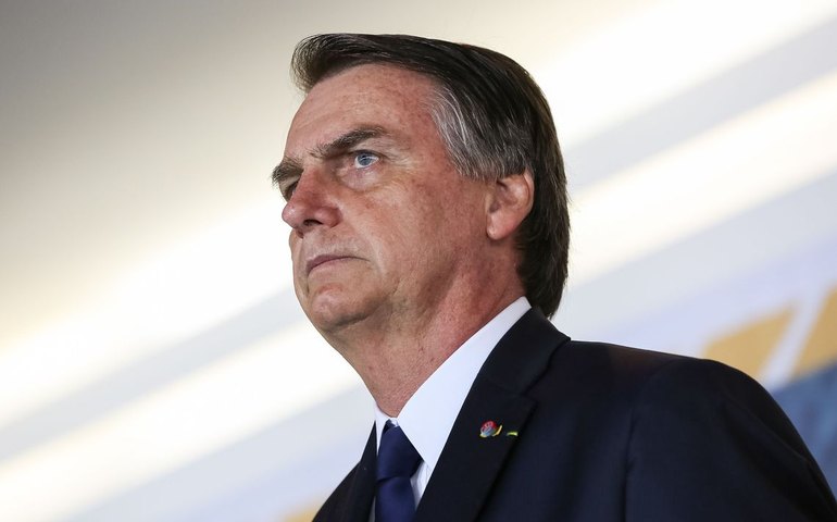 Bolsonaro determina que se tomem medidas de apoio a bairro do Pinheiro
