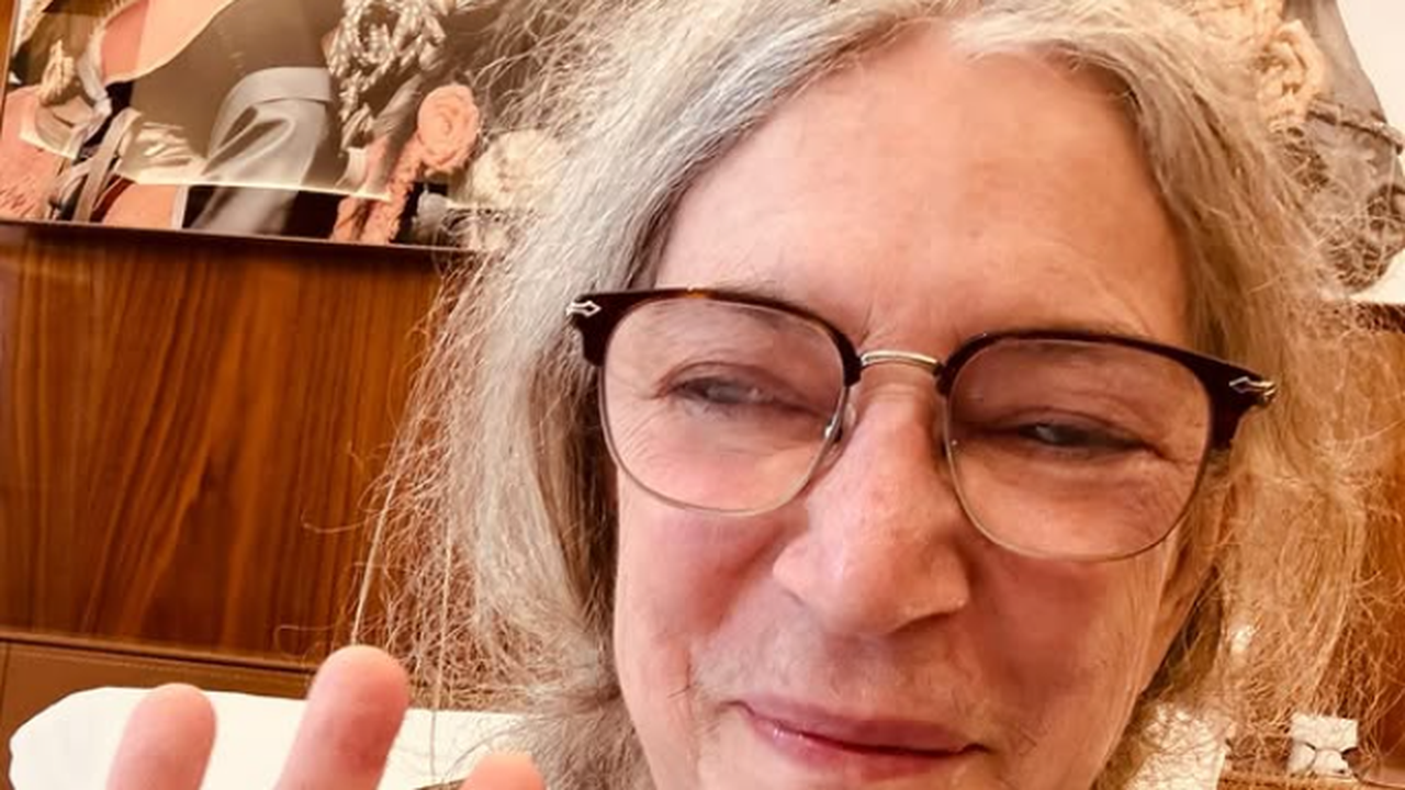 Ícone do punk, Patti Smith encontra Papa Leão XIV: 'Pareciam amigos compartilhando memórias e sonhos'