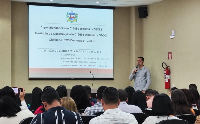 Técnicos da Sefaz realizam palestra sobre malhas fiscais para contadores em Arapiraca