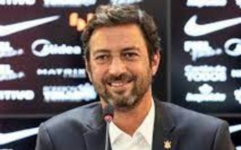 Corinthians tentou contratar Cristiano Ronaldo, afirma Duílio Monteiro Alves