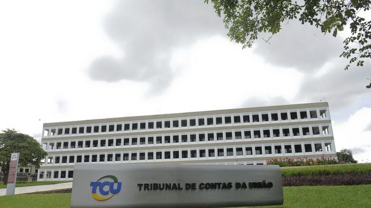 TCU nega participação de empregados da Eletrobras em debate público sobre a venda
