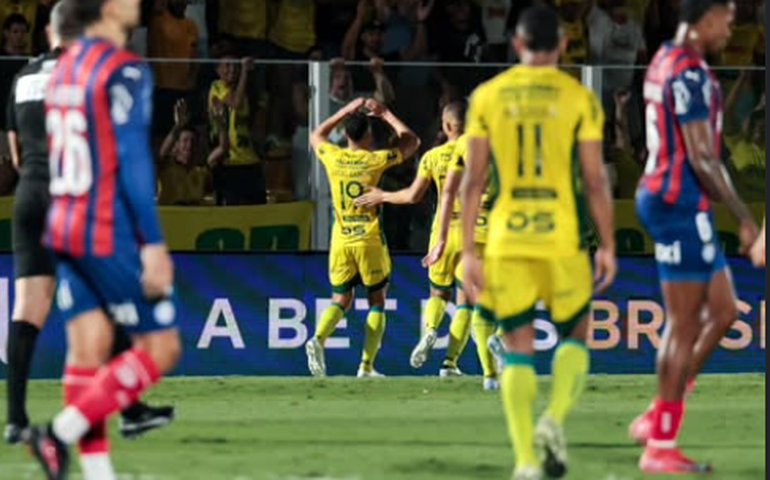 Mirassol atropela Bahia com goleada em noite histórica pelo Brasileirão