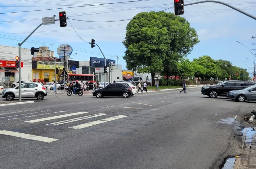 É falsa a informação sobre instalação de radares