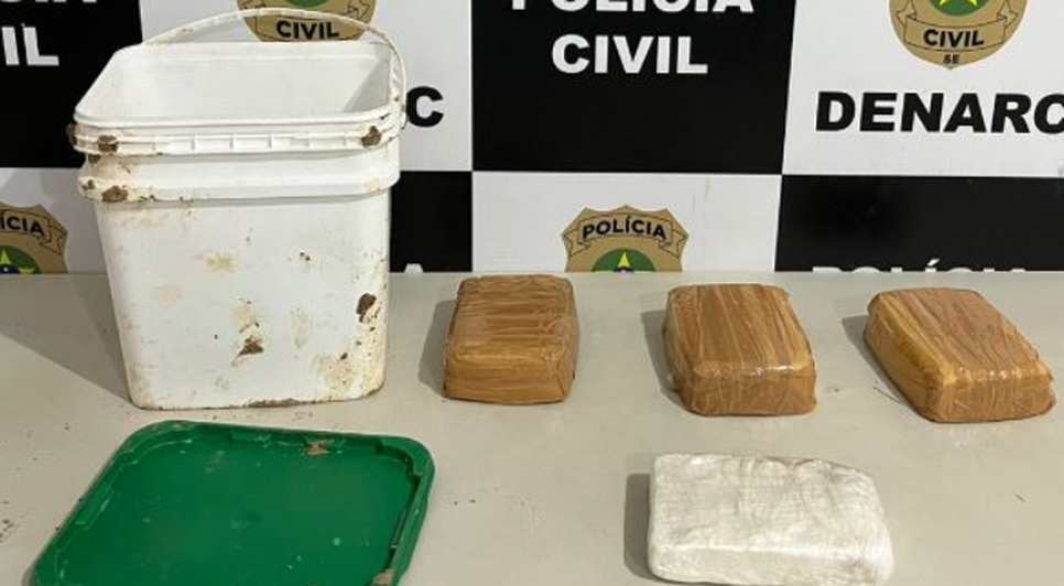 4kg de drogas / Foto: Reprodução: Foto SSP