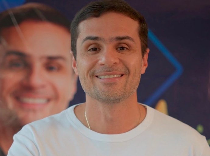 Campanha de Alexandre Ayres ganha as ruas de Maceió com adesivaço neste sábado, 22