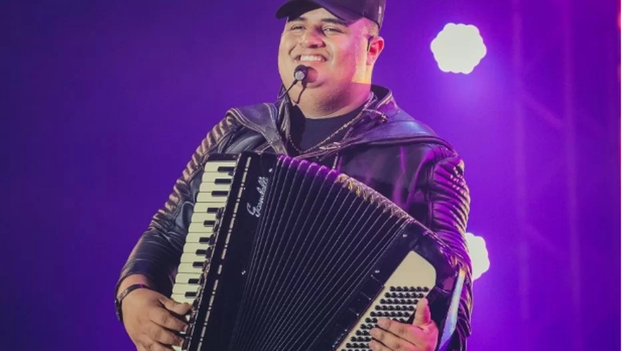 Tarcísio do Acordeon apresenta Parte 1 de novo DVD