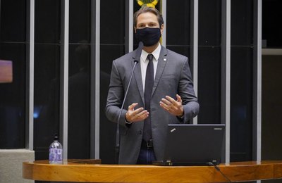 Deputado Pedro Vilela ressalta homenagem ao industrial Marcelo Vilela  