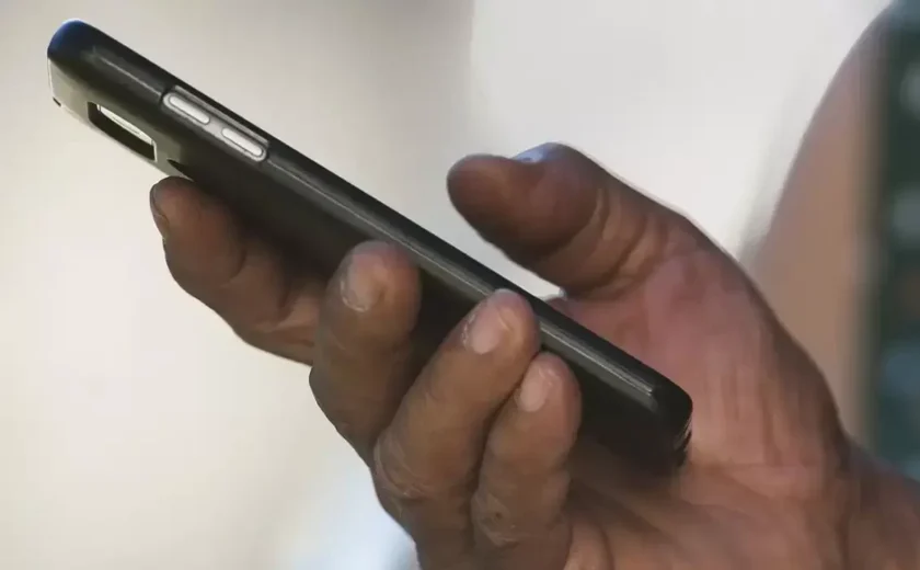 TIM vai testar dispositivo que bloqueia celulares perdidos no Festival de Verão Salvador