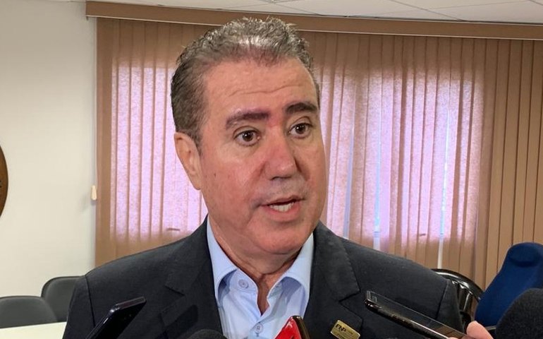 Frente Nacional de Prefeitos: equívocos do governo federal causam falta de vacina