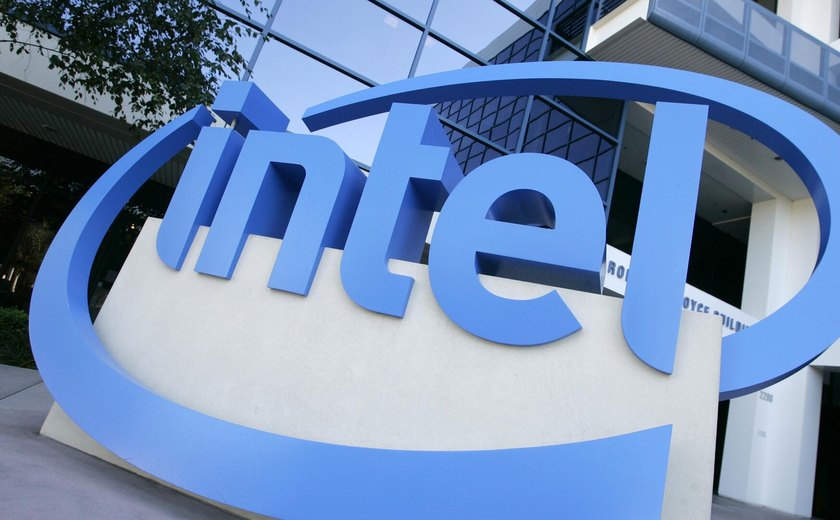 Mídia: Intel vai ter subsídios cortados enquanto plano de fabricação de chips de Biden vacila