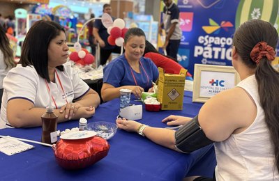 Hospital do Coração Alagoano realiza ação educativa em saúde cardiovascular no Shopping Pátio Maceió