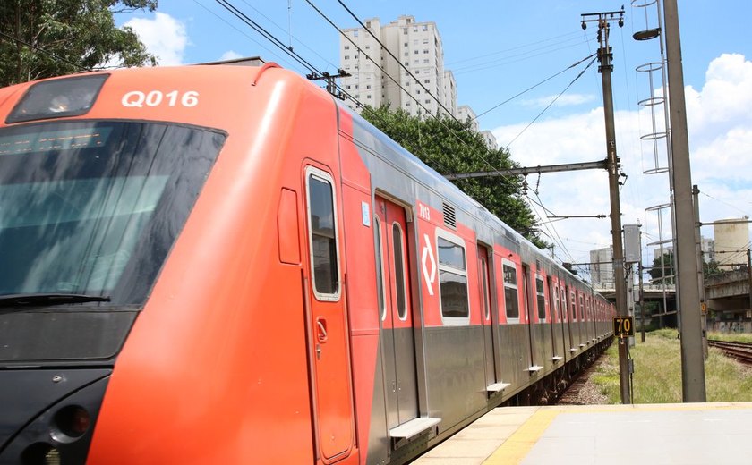 Governo de São Paulo privatiza três linhas de trens da CPTM