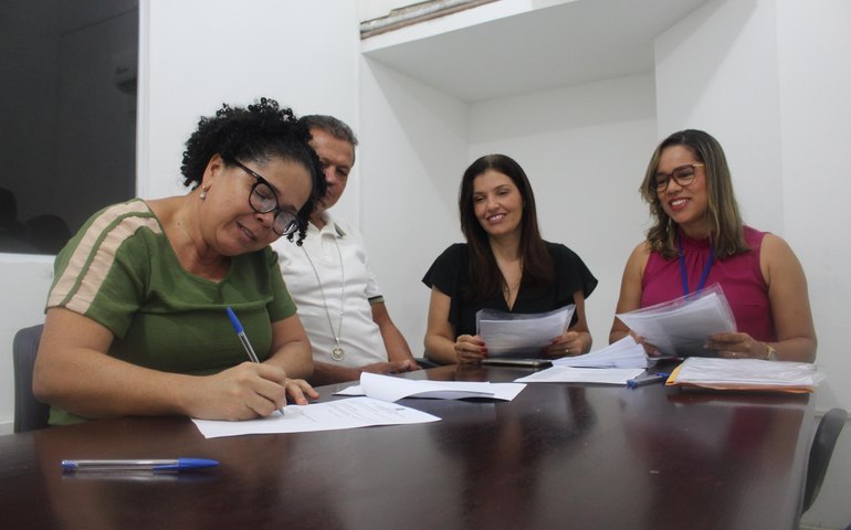 Seprev renova contrato com comunidades acolhedoras para atendimento a dependentes químicos