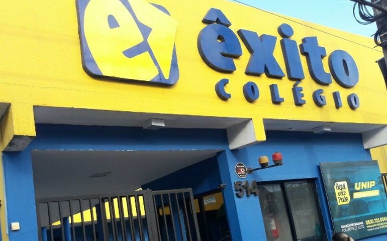 Colégio de Arapiraca se prepara para retorno das aulas presenciais