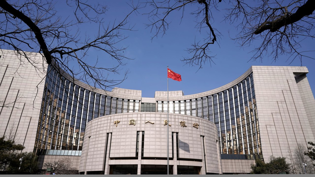 PBoC diz que apoiará setores afetados por covid e confirma cerco a criptomoedas