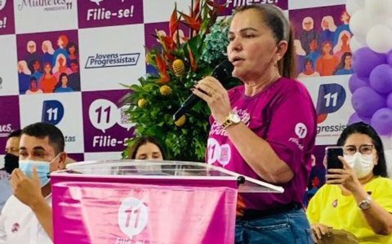 “Não vamos abaixar a cabeça para os homens” diz Ângela Garrote durante evento em Palmeira