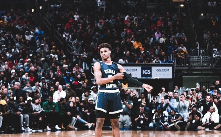 Bronny James, filho de Lebron, responde críticas: 'São duros comigo por conta do meu pai'