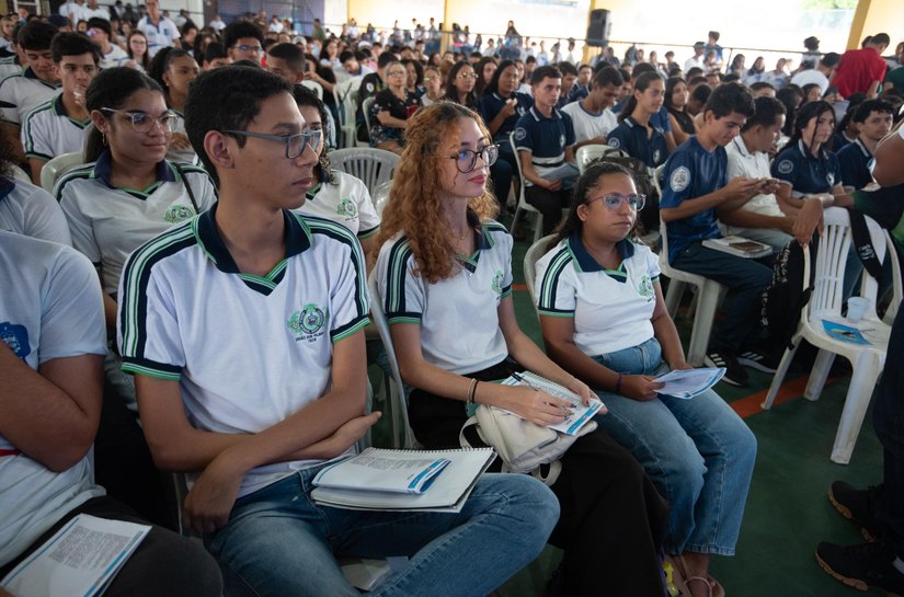 Secretaria de Estado da Educação promove Dia D de inscrições para o Enem em 30 de maio