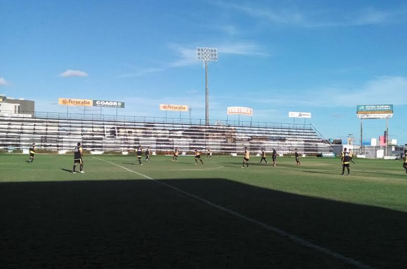 ASA vence jogo-treino contra a base alvinegra por 3 a 1, no Fumeirão