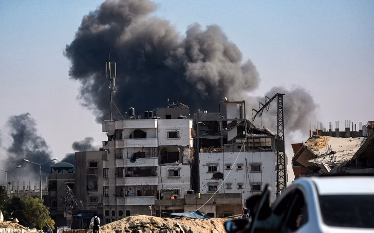 Ataque israelense a zona humanitária deixa 40 mortos em Gaza; país diz ter atingido centro de comando do Hamas