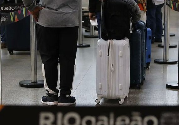 Auditores da Receita fazem operação-padrão em aeroportos nesta terça-feira