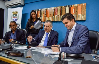 Rui assina termo de Cooperação Técnica com o MP