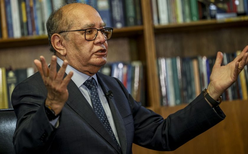 Gilmar Mendes defende Moraes e diz que STF seguirá firme