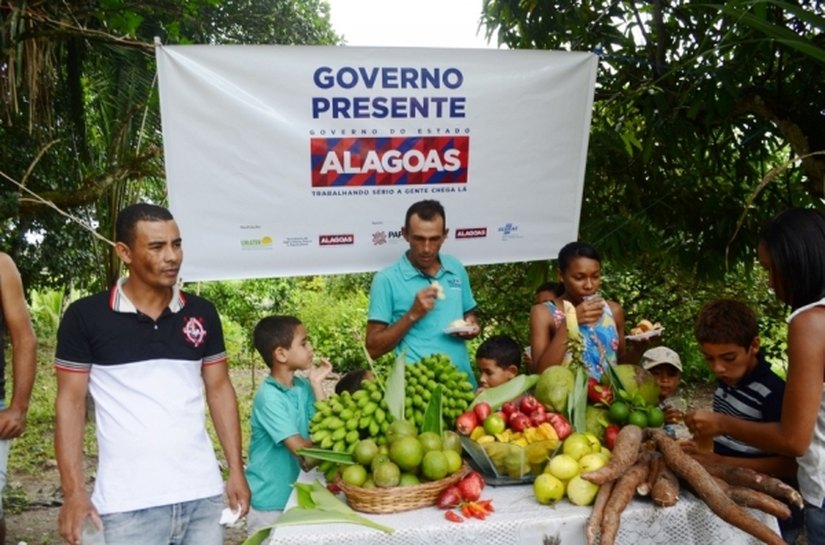 Produtores familiares de São Luís do Quitunde visitam unidade agroecológica Citrus