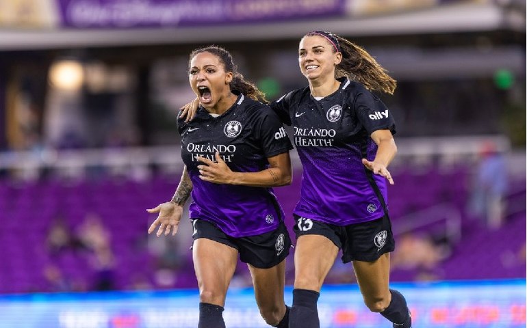 Orlando Pride troca cor do calção para jogadoras ‘ficarem confortáveis’ em campo