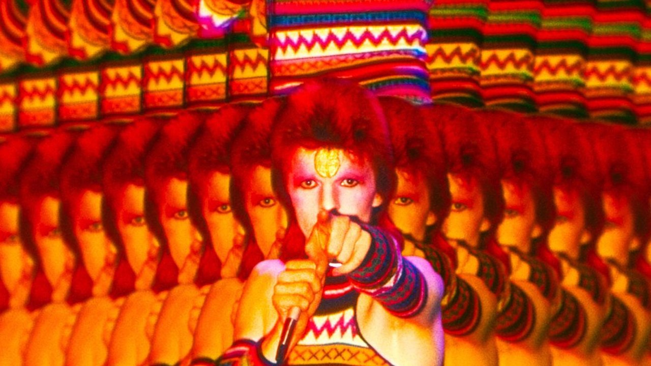 Documentário celebra a arte do camaleônico David Bowie