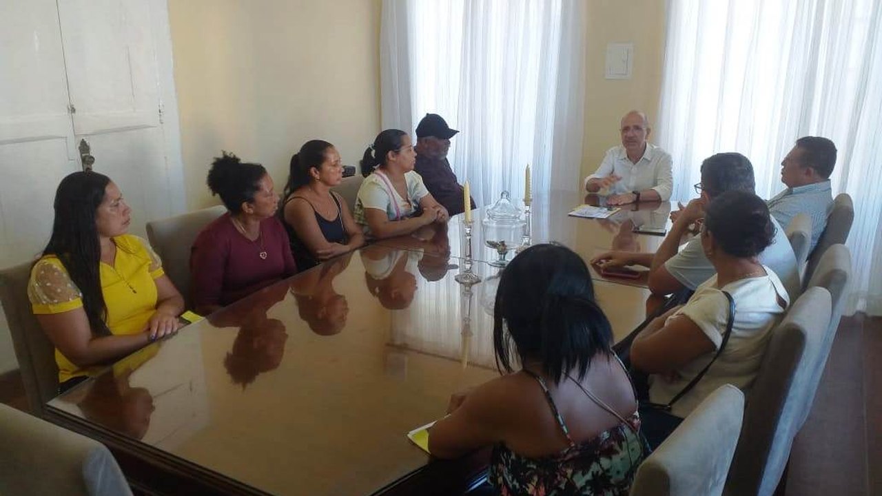 Barraqueiros da Prainha do Velho Chico recebem apoio da Prefeitura de Penedo
