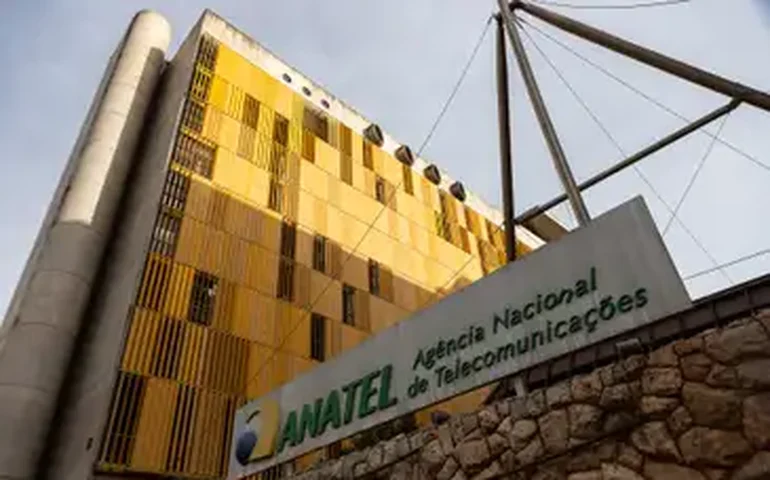 Para Anatel, não é possível garantir bloqueio de bets irregulares; é preciso mudar a lei