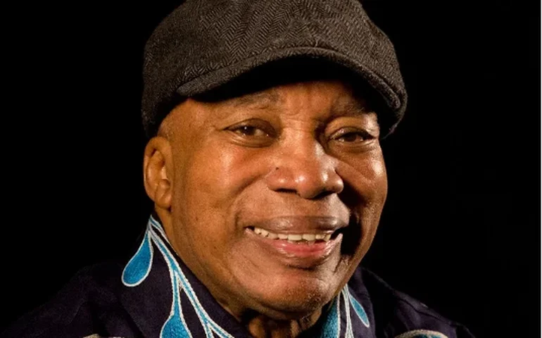 Milton Nascimento lembra Lô Borges: 'Que falta enorme ele fará eternamente!'